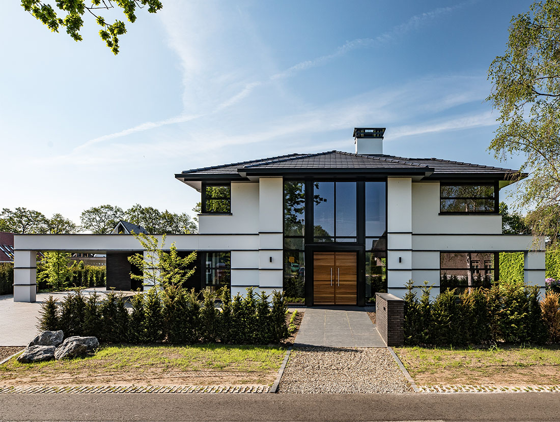 Moderne villa met stijlvol lijnenspel