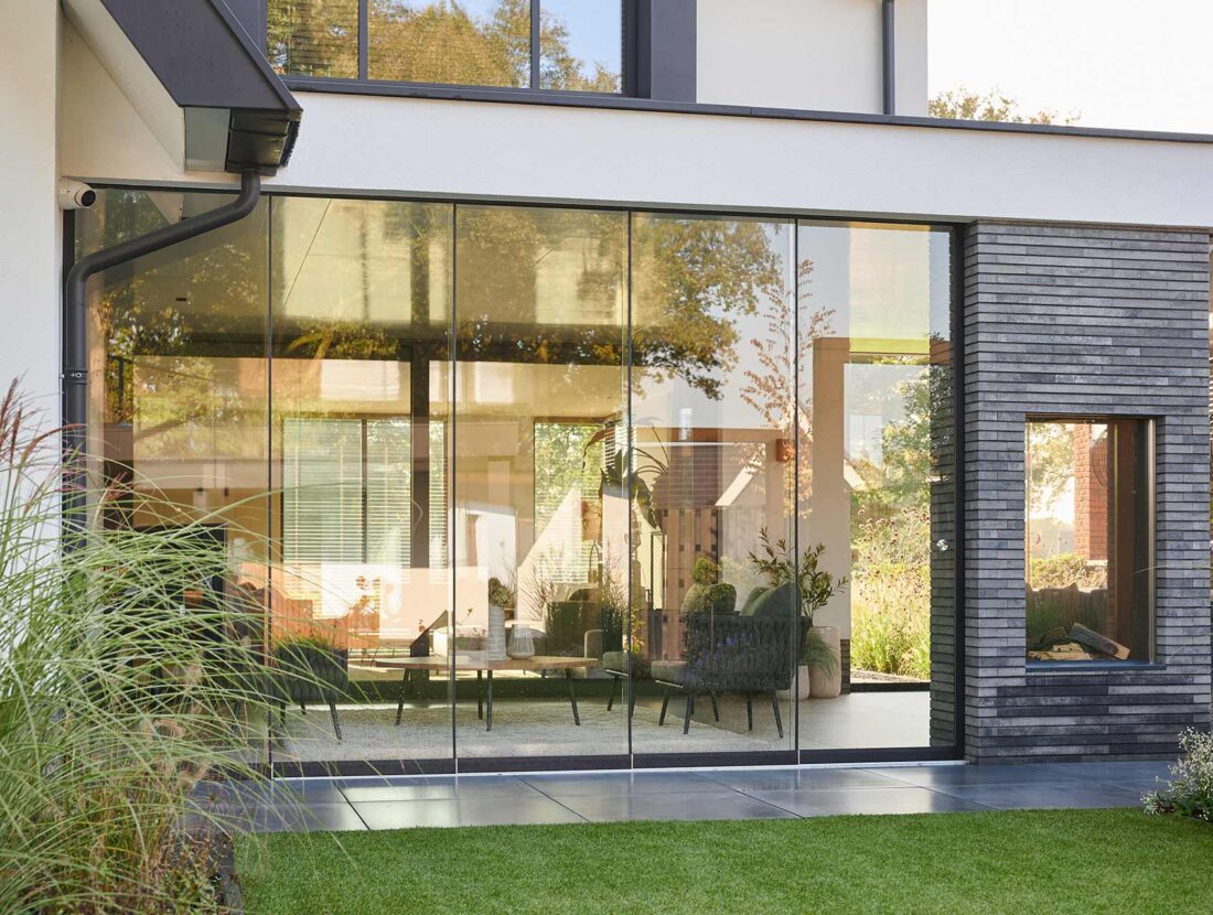 Luxe villa Bentelo glazen schuifpui