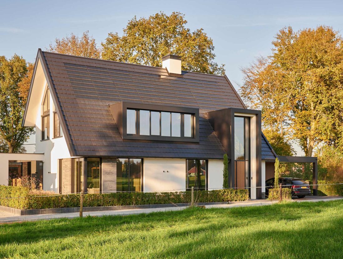 Luxe villa Bentelo voorkant