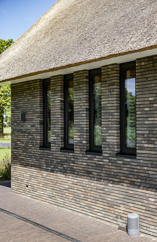 Luxe schuurwoning met rieten dak