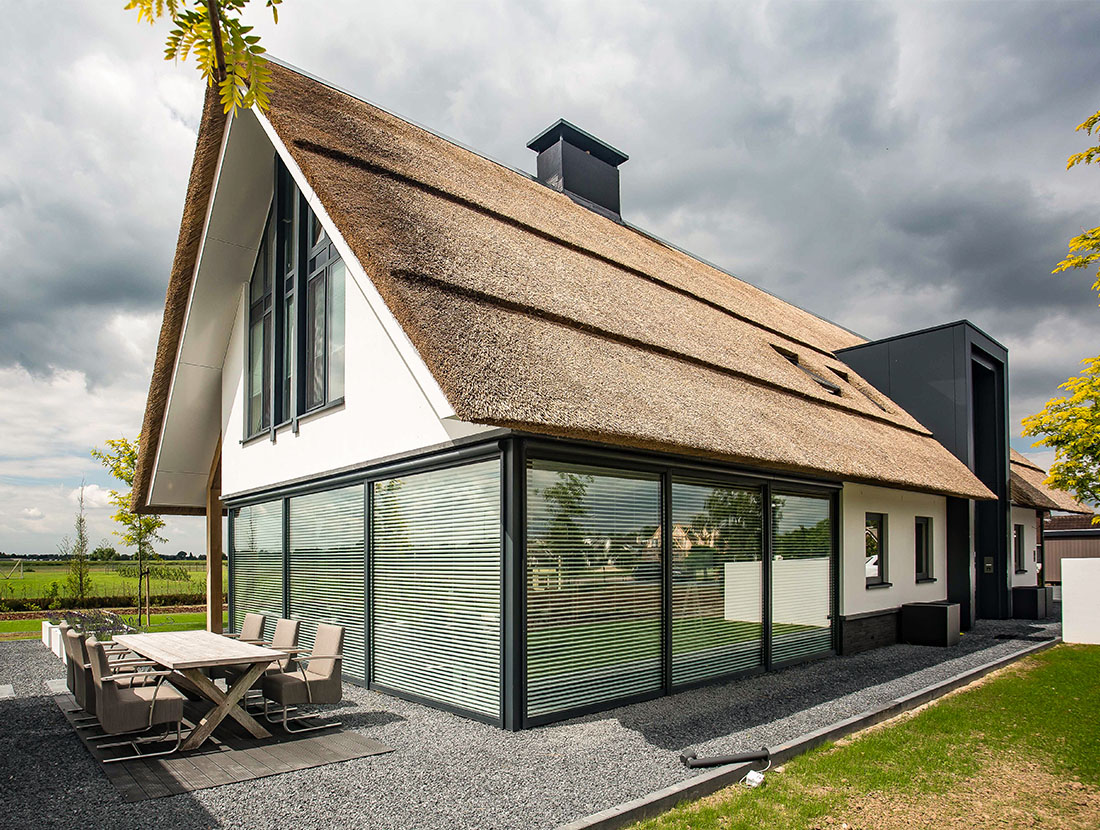 Schuurwoning met grote raampartijen