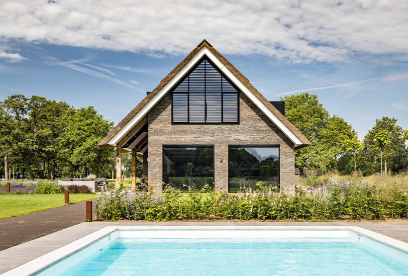 Schuurwoning met zwembad
