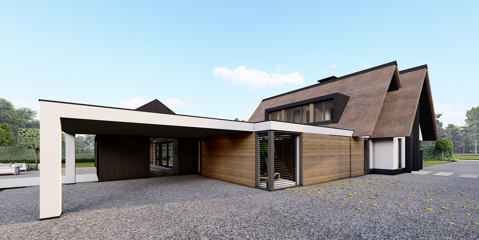 Carport bij vrijstaande woning met rieten dak
