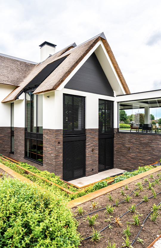 Prachtig ontworpen moderne villa door Bekhuis & KleinJan